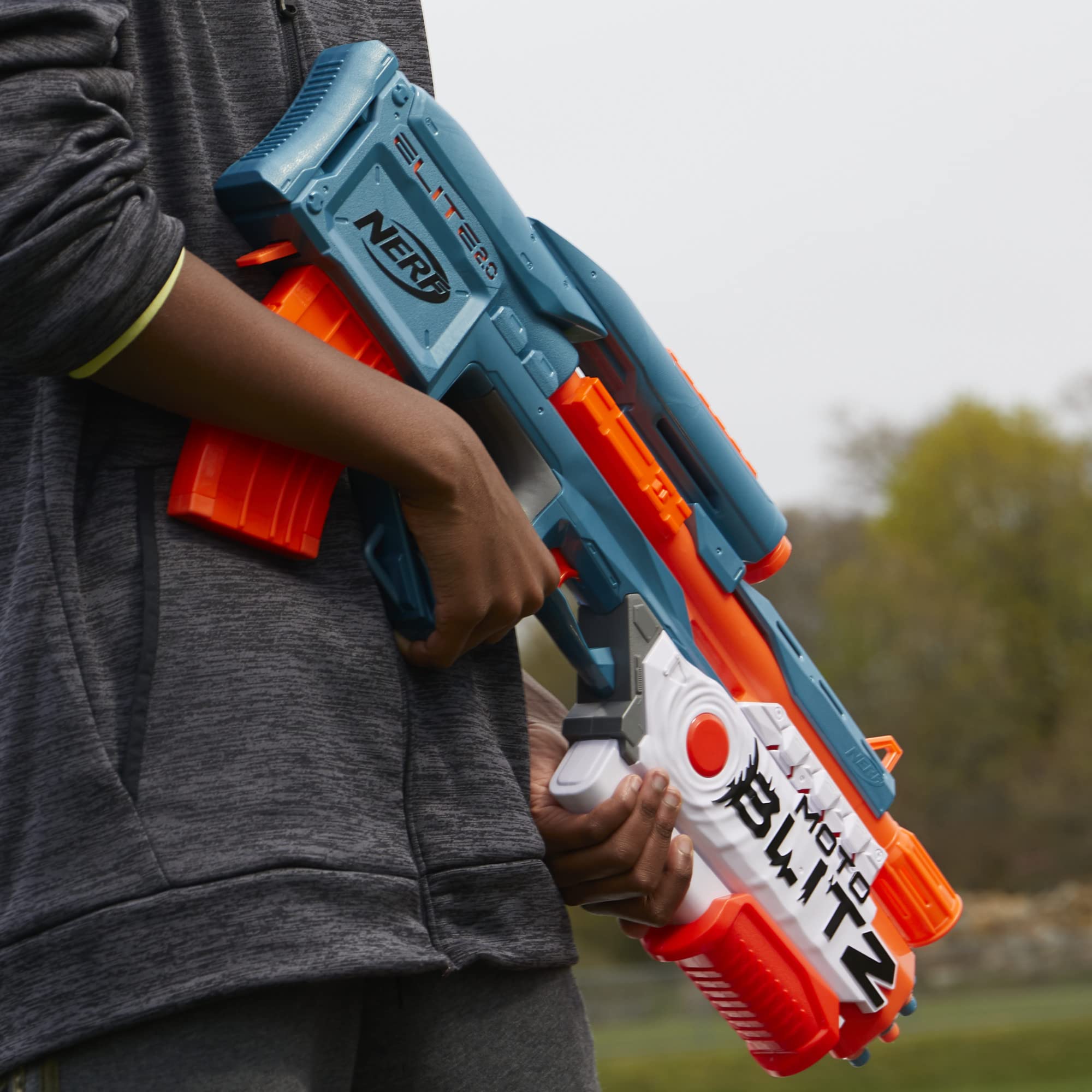 Nerf Elite 2.0 Motoblitz tactical rail for accessory customization.