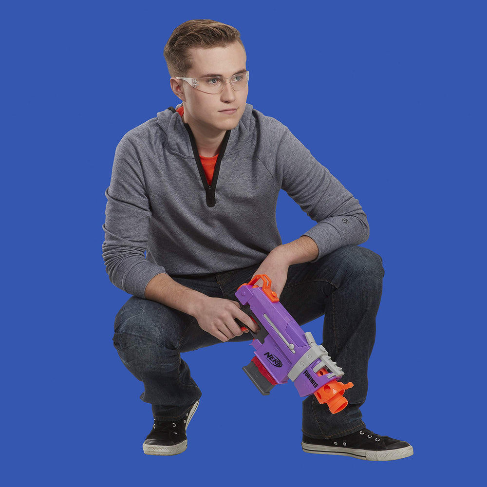 Requires batteries for motorized blasting to elevate play sessions