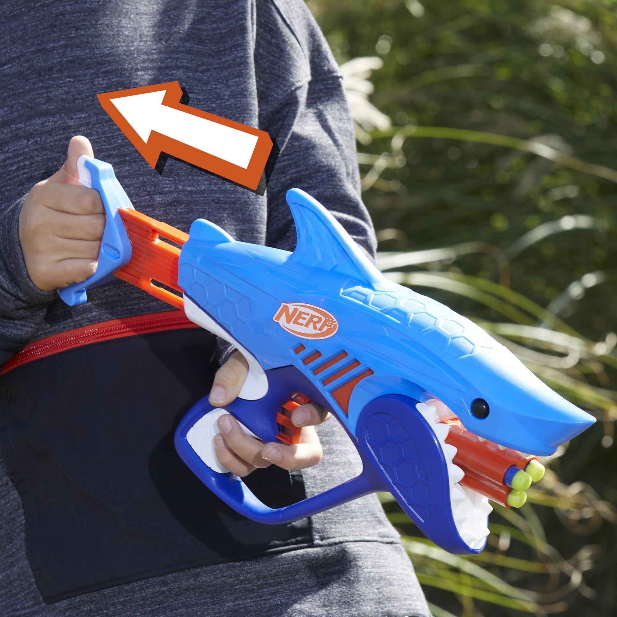 Nerf Junior Wild Sharkfire lightweight grip fits small hands comfortably.