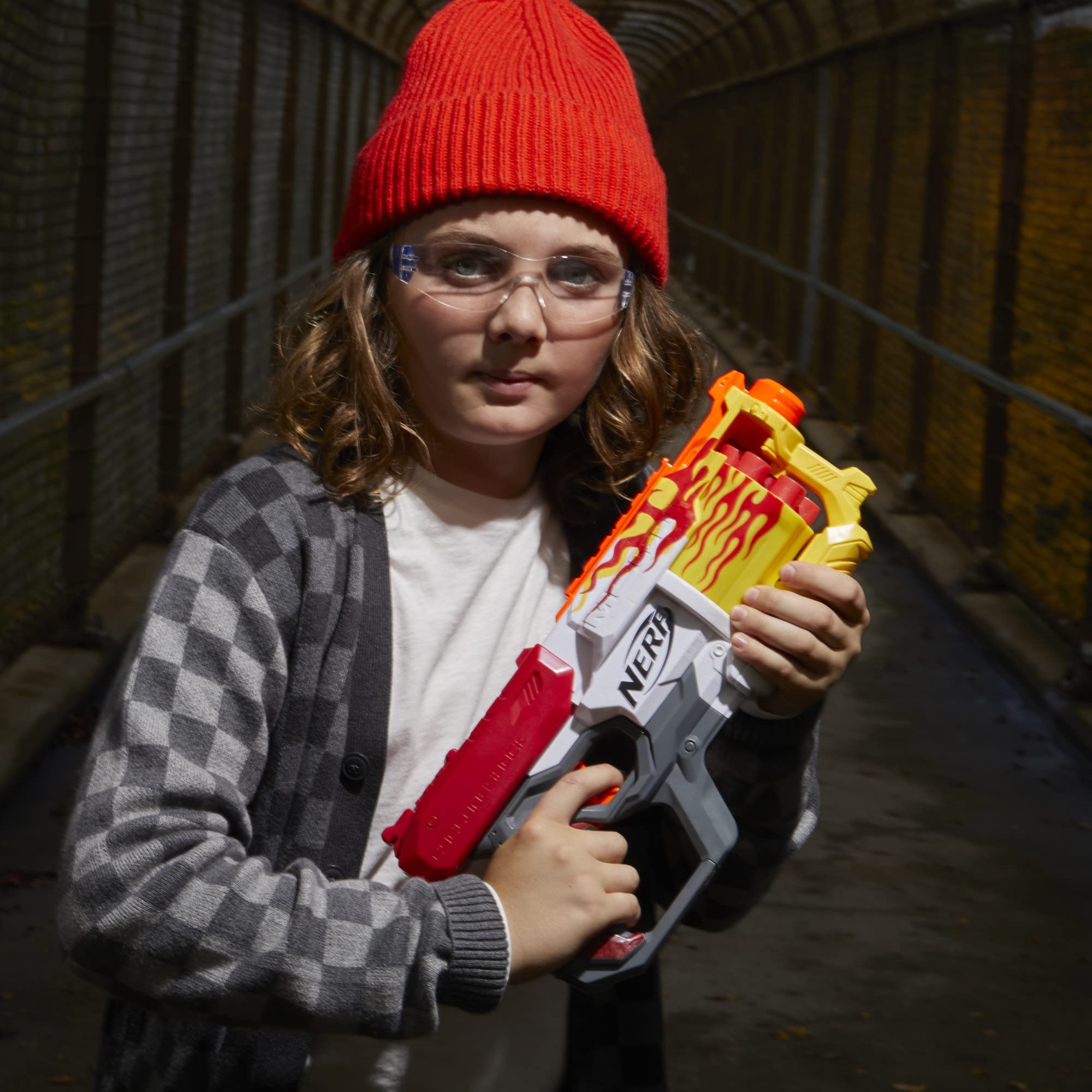 Nerf Mega CycloneShock Hotrod color detailing flames boosts visibility during play.