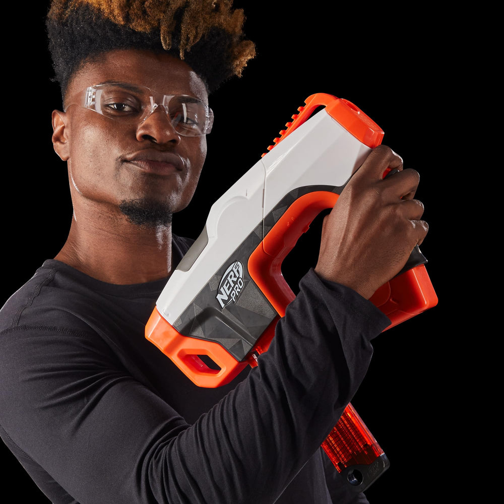 Nerf Pro Sender darts and magazine show a 30-dart kit for extended battles.