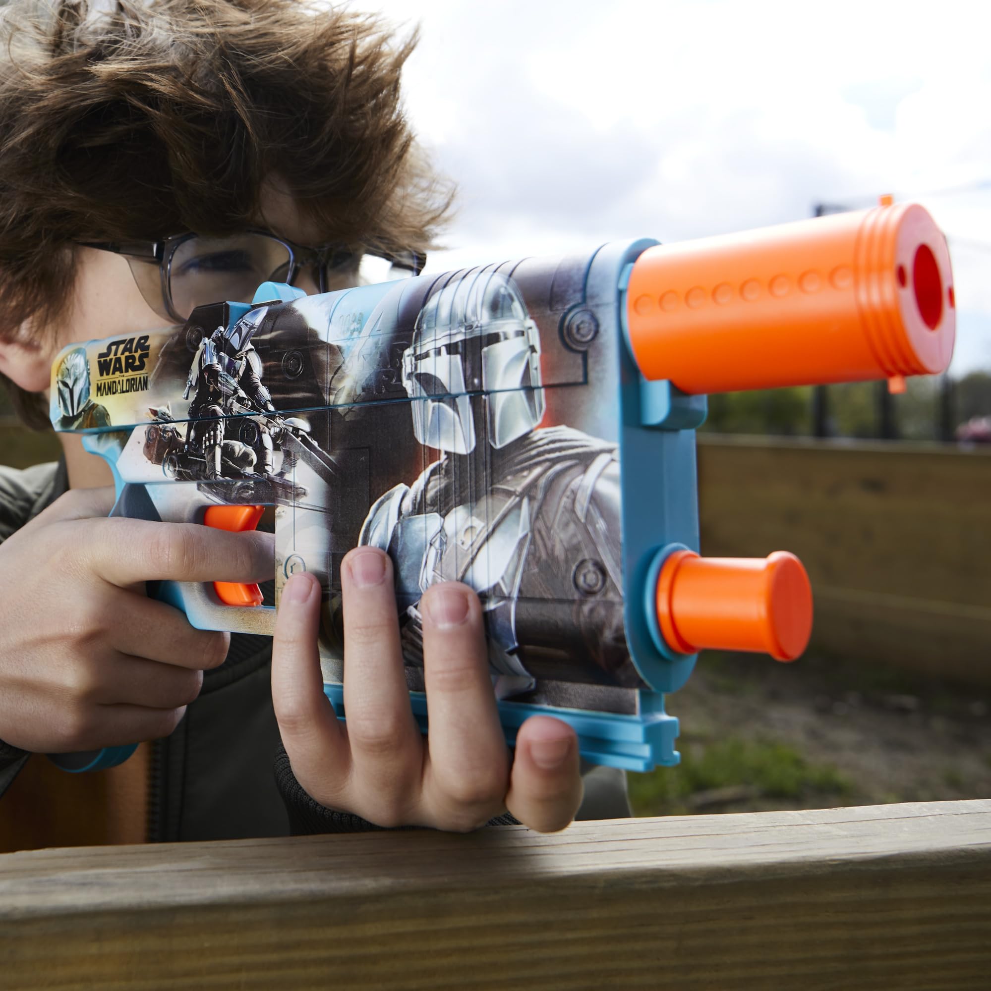 Nerf Star Wars Mandalorian blaster with tactical rail for accessories