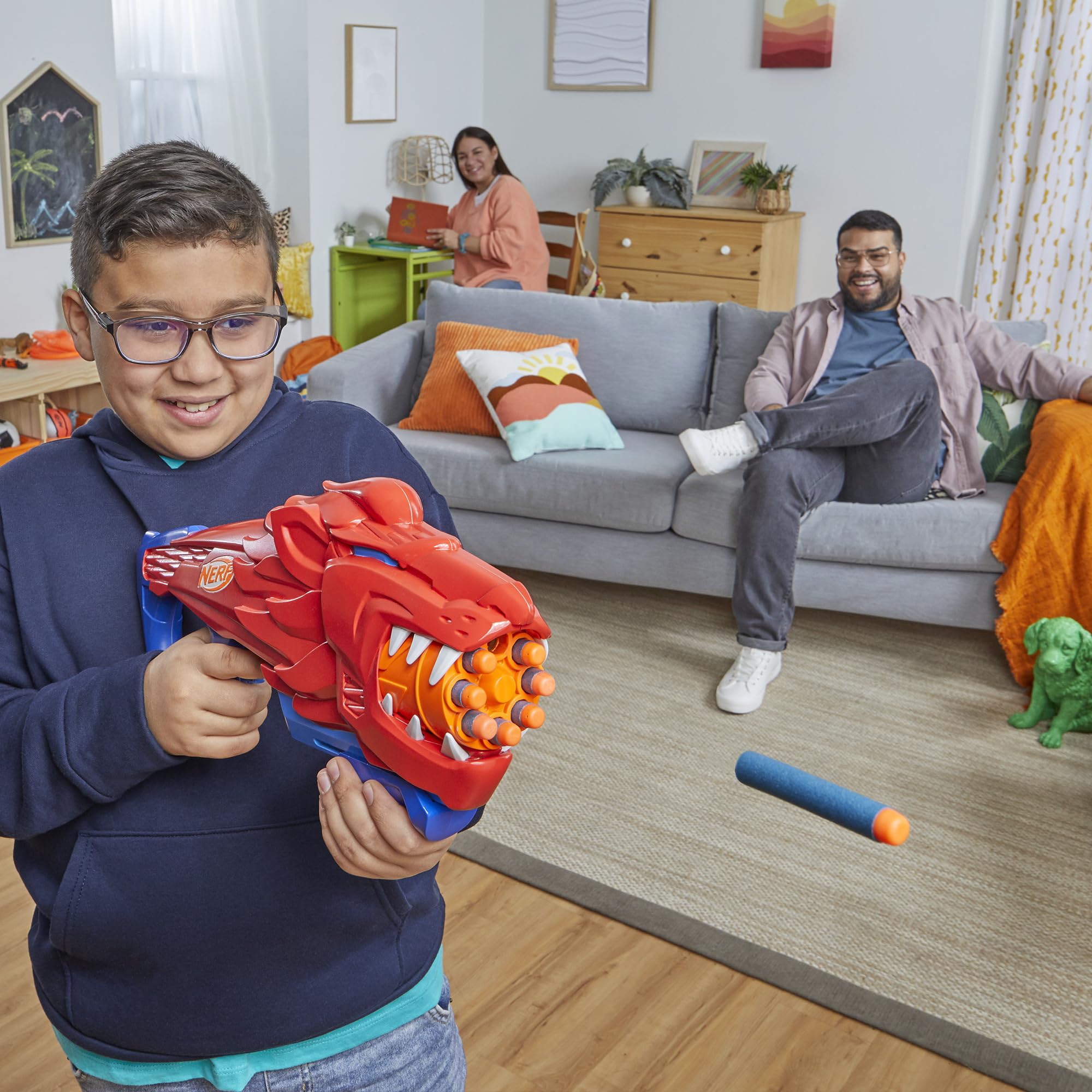Nerf Wild Lionfury lion design promotes imaginative outdoor play