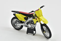 New-Ray Suzuki RM-Z450 2014 base-stand option die-cast invites professional display