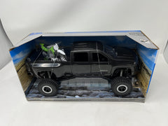 NewRay X-Treme Adventure 1:12-scale dirt bike and truck scene for action play.