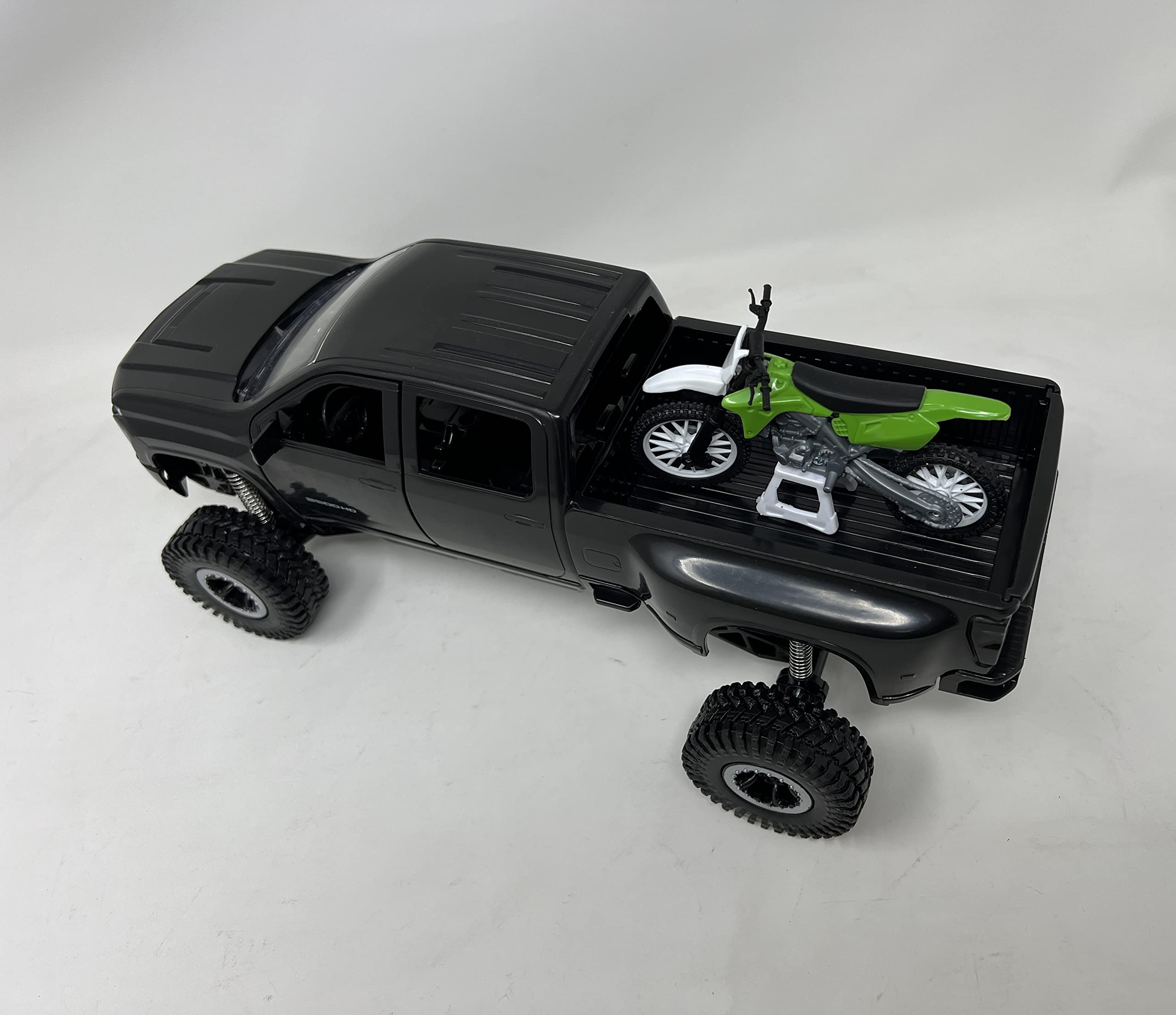 NewRay X-Treme Adventure dirt bike included for fast trail adventures.