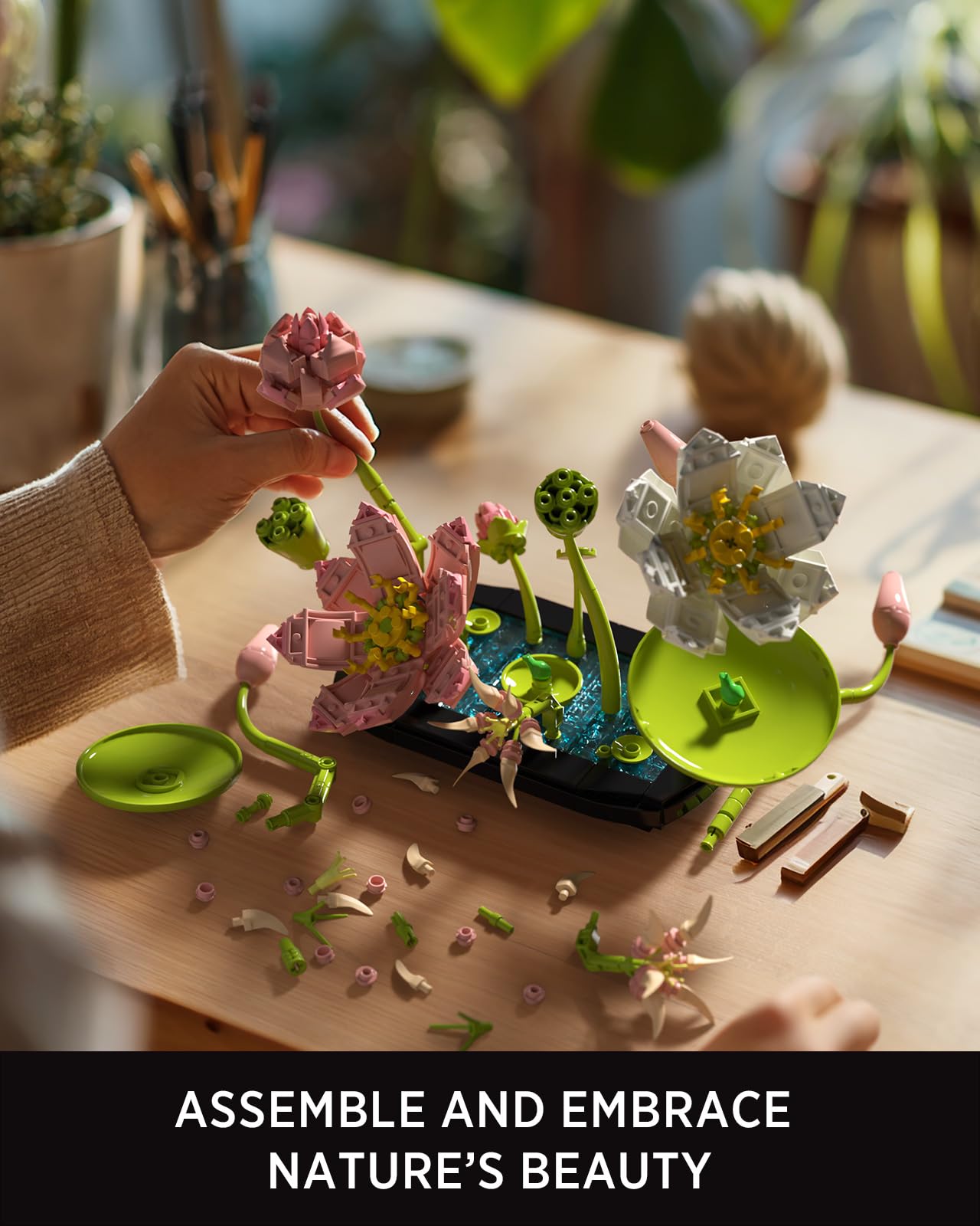 Nifeliz Lotus Building Set shows detailed petals for tranquil crafting moments