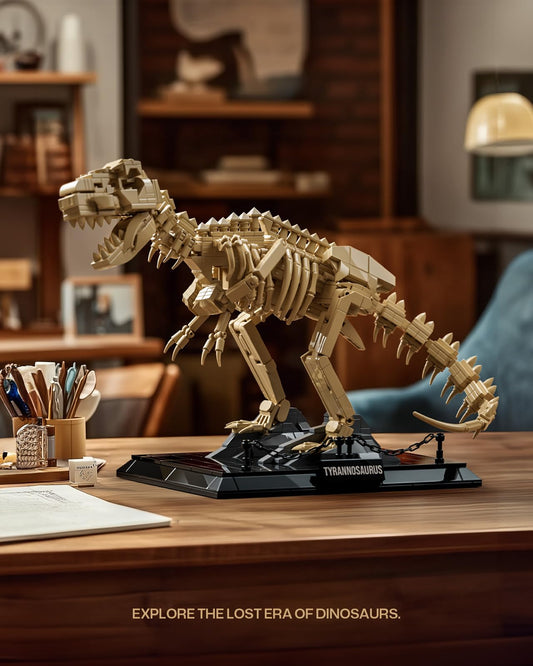 Nifeliz T. rex skull with movable jaw enables dynamic posing.