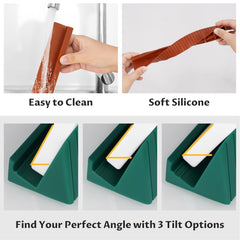 NiToy silicone anti-slip domino racks securely hold tiles on the table.