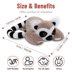Niuniu Daddy lemur soft fur invites touch and cozy comfort.