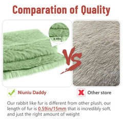 Niuniu Daddy soft fur texture closeup.