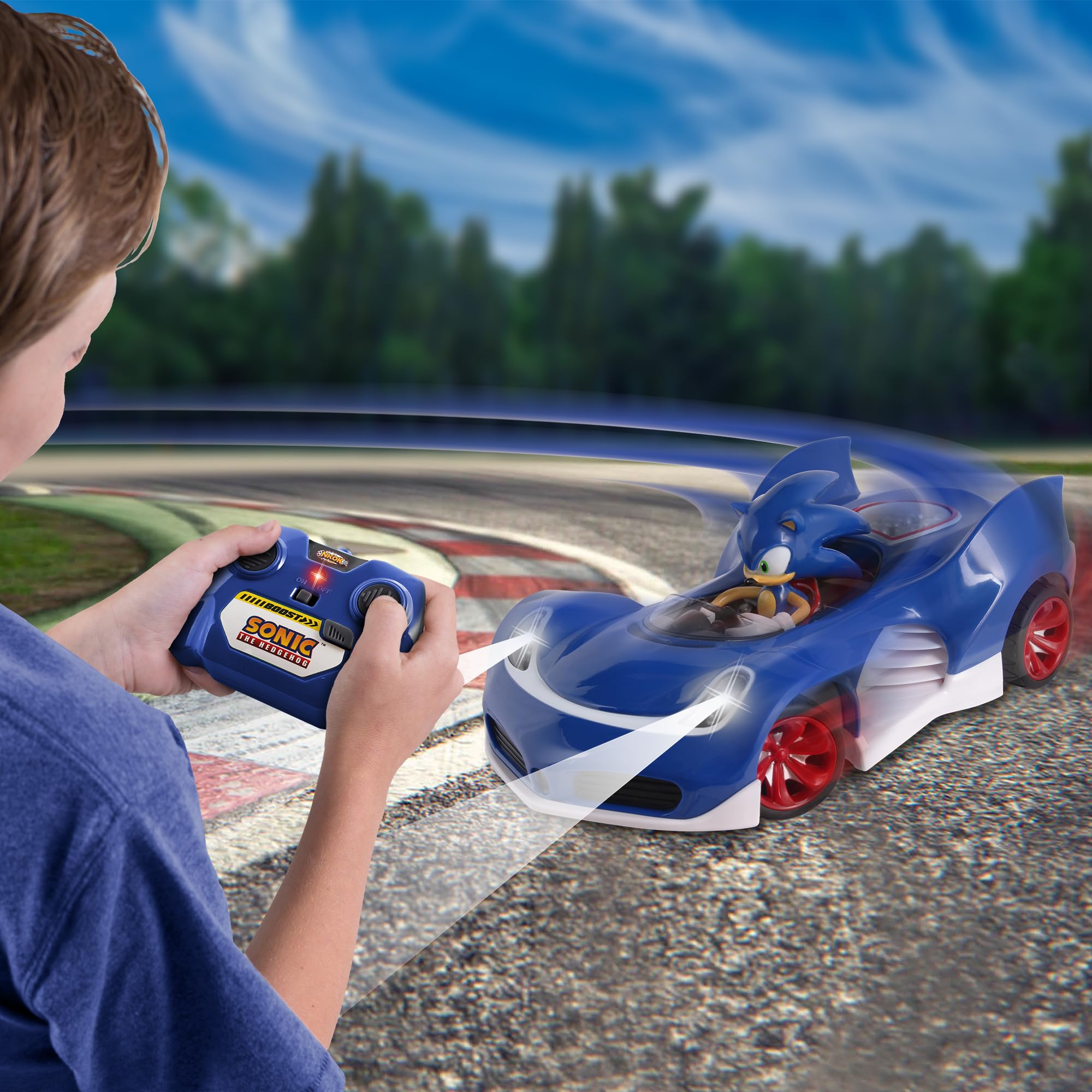 NKOK RC Sonic SSAS R2 blue car requires 6AA batteries for play