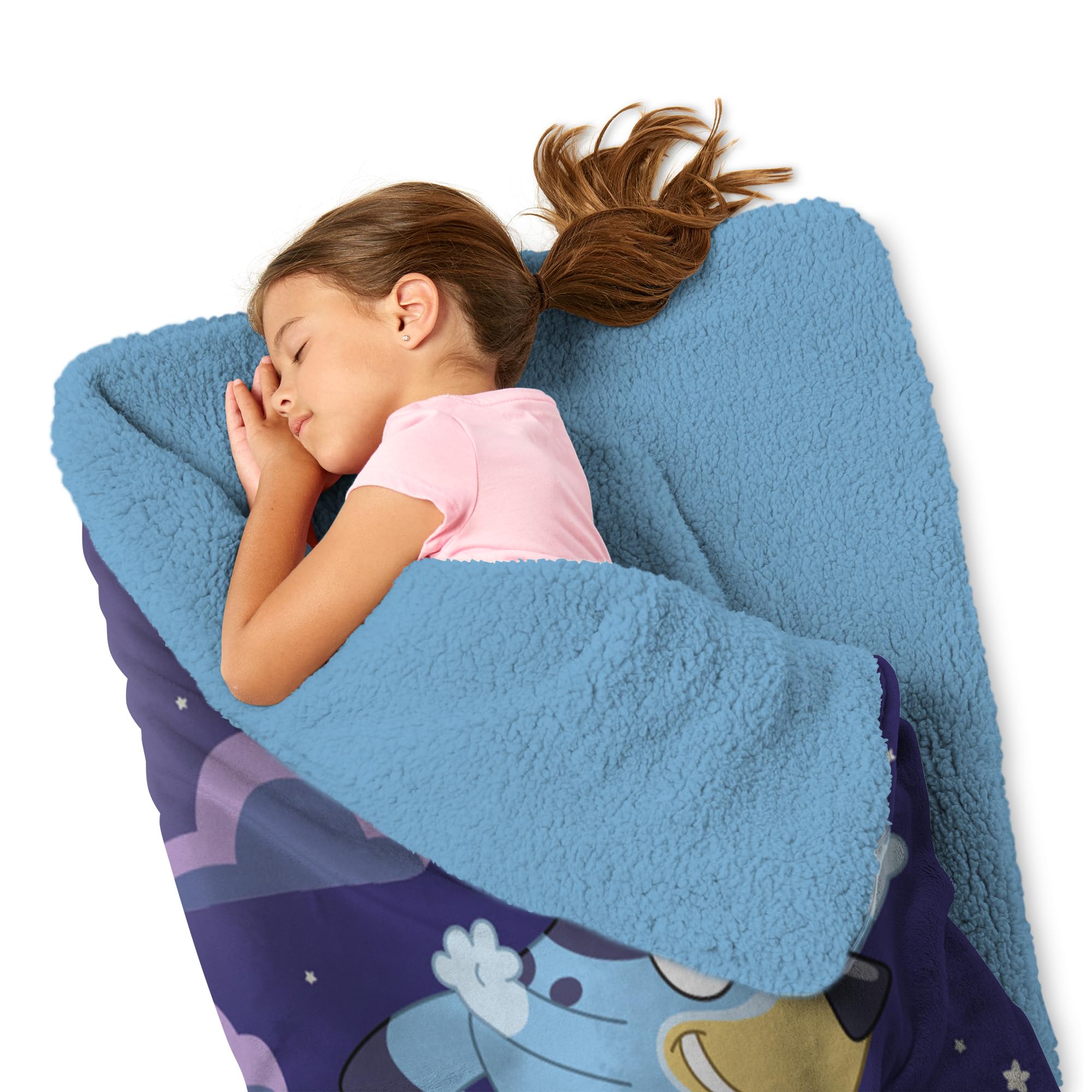 Northwest Bluey Silk Touch Slumber Bag interior sherpa lining for warmth and softness.