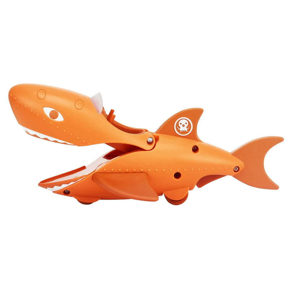 OCTONAUTS Barracuda figure included for engaging rescue missions.