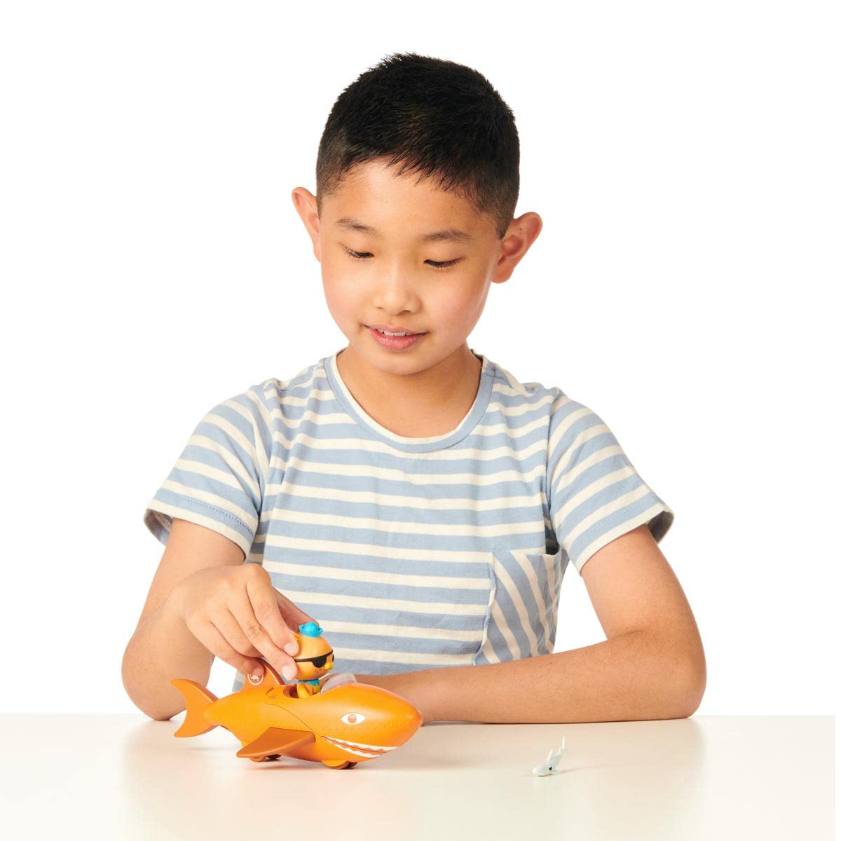 OCTONAUTS Mission Card reveals mission details for adventures.