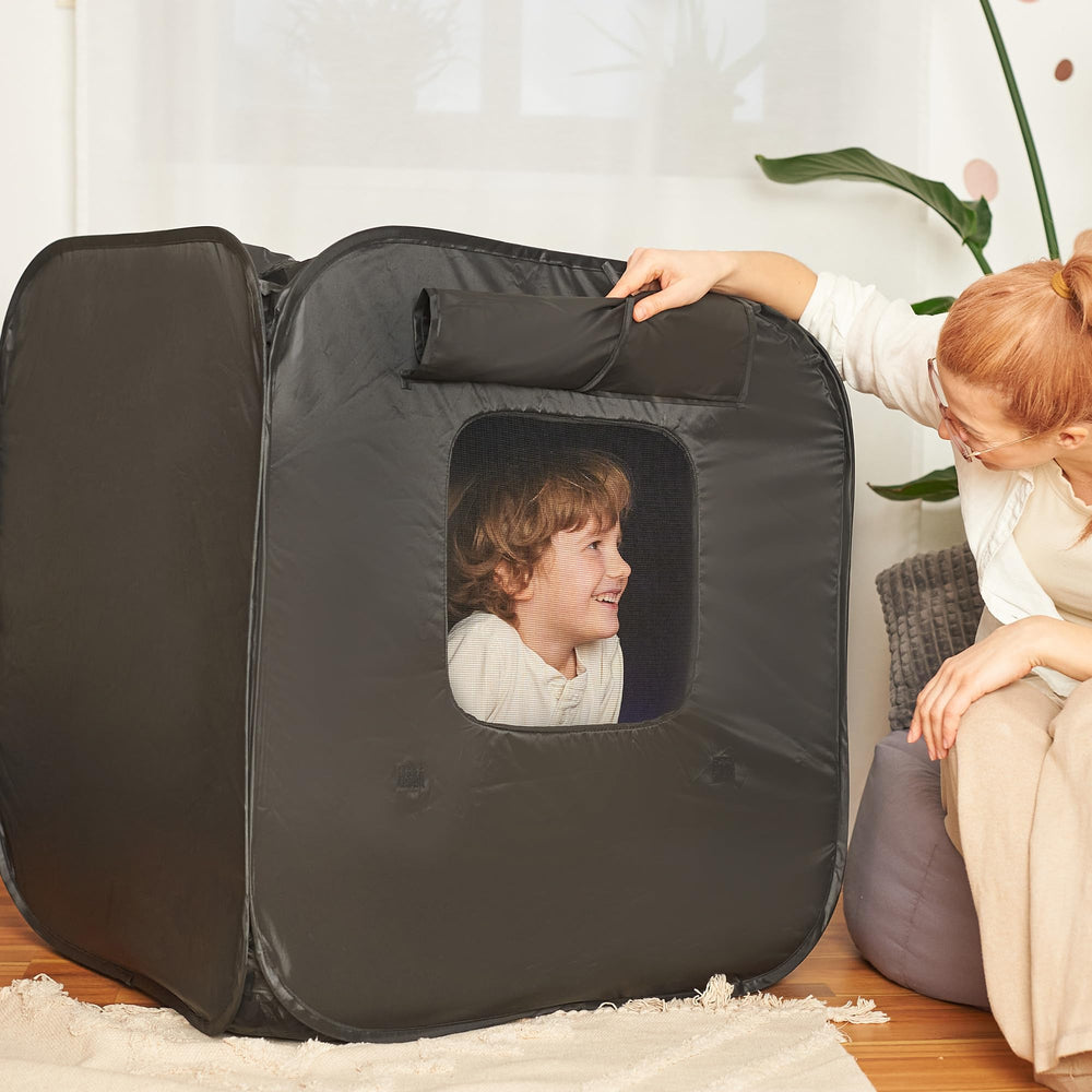 ODOXIA Sensory Tent can be decorated with cushions and toys.