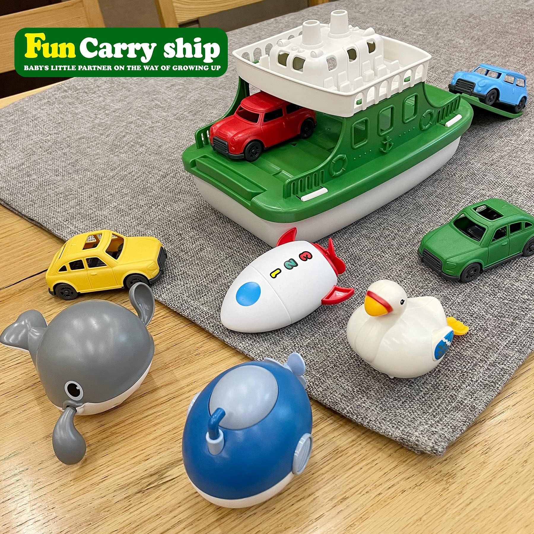 OKGIUGN wind-up toy whale floating in water for playful exploration