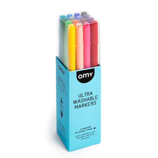 Omy Signature double-tipped markers box shows 16 vibrant colors for creative projects.
