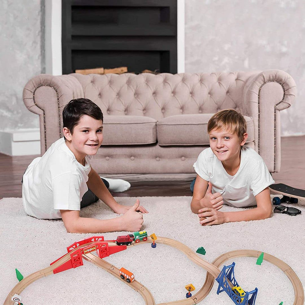 On Track USA compatibility with brands helps customize existing layouts.