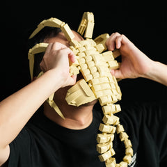 onederbkk Xenomorph lego-compatibility demonstrates LEGO-sized bricks