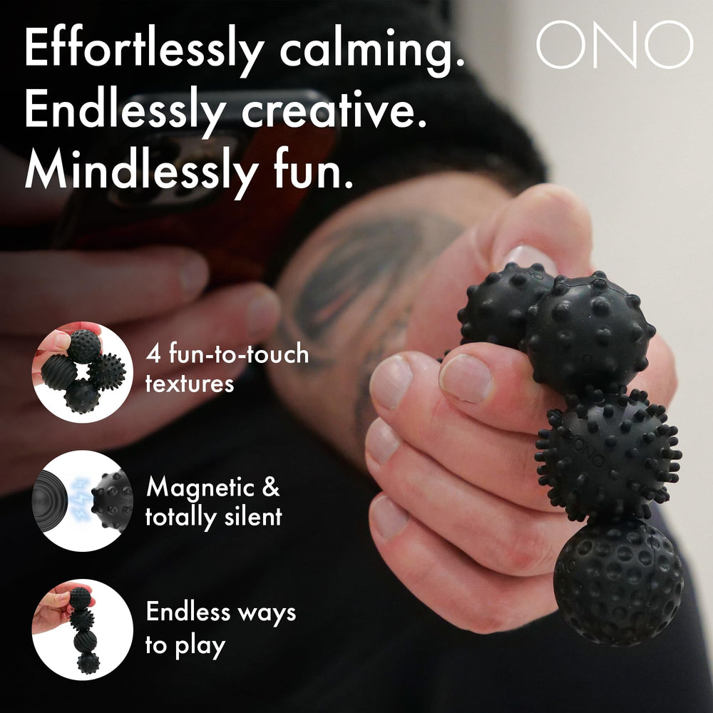 ONO Signets bumps texture in hand aids concentration during calls and study