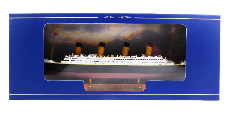 OPO 10 Titanic model exterior ornament with precise detailing