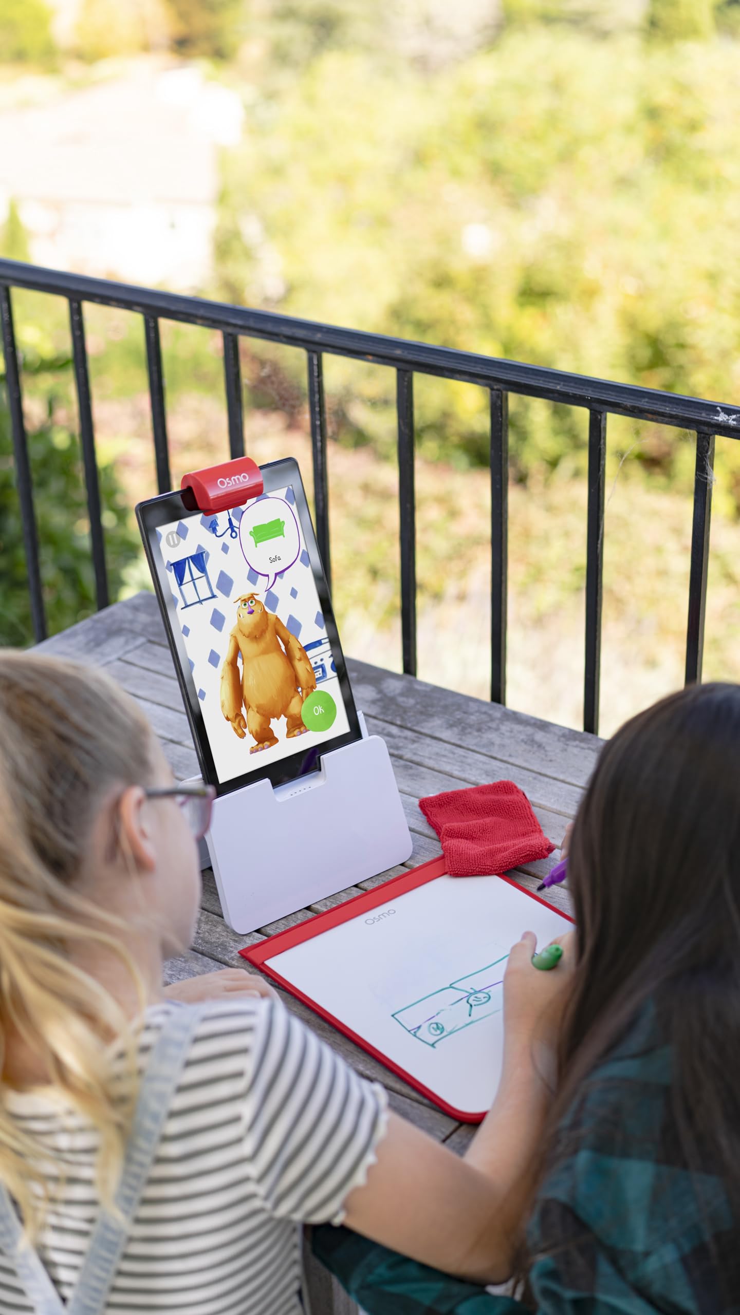 Osmo Masterpiece drawing sketches encourage creative drawing and fine motor practice.