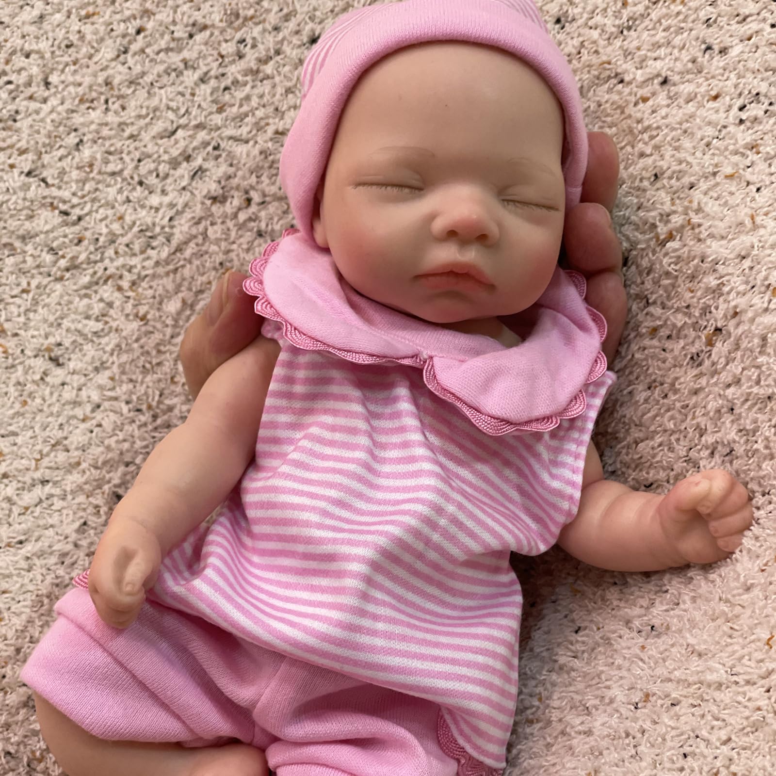 OtardDolls compact 10-inch size fits comfortably in your hand