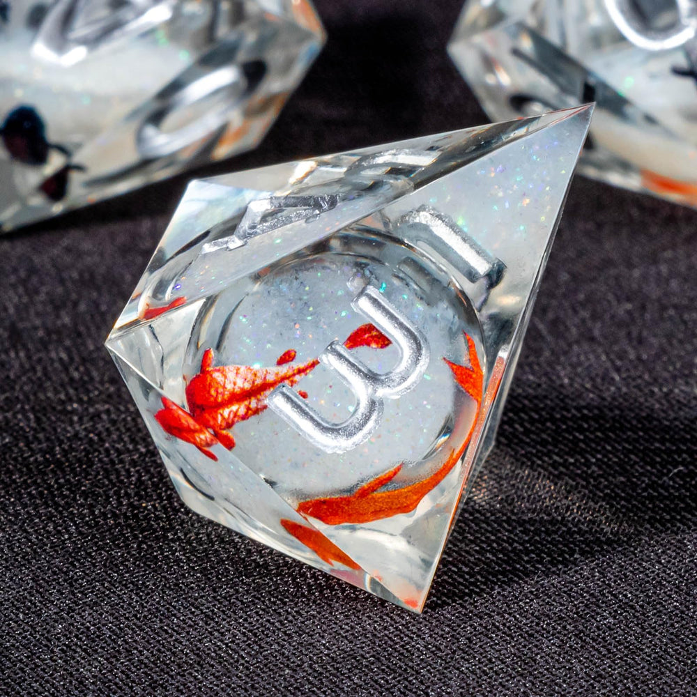 OUKELANWO balanced resin dice reduce bias for consistent tabletop outcomes