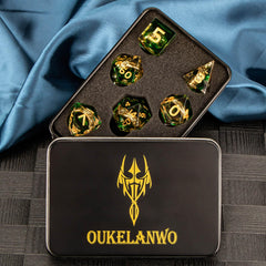 OUKELANWO Tin packaging protects the dice during storage and transport.
