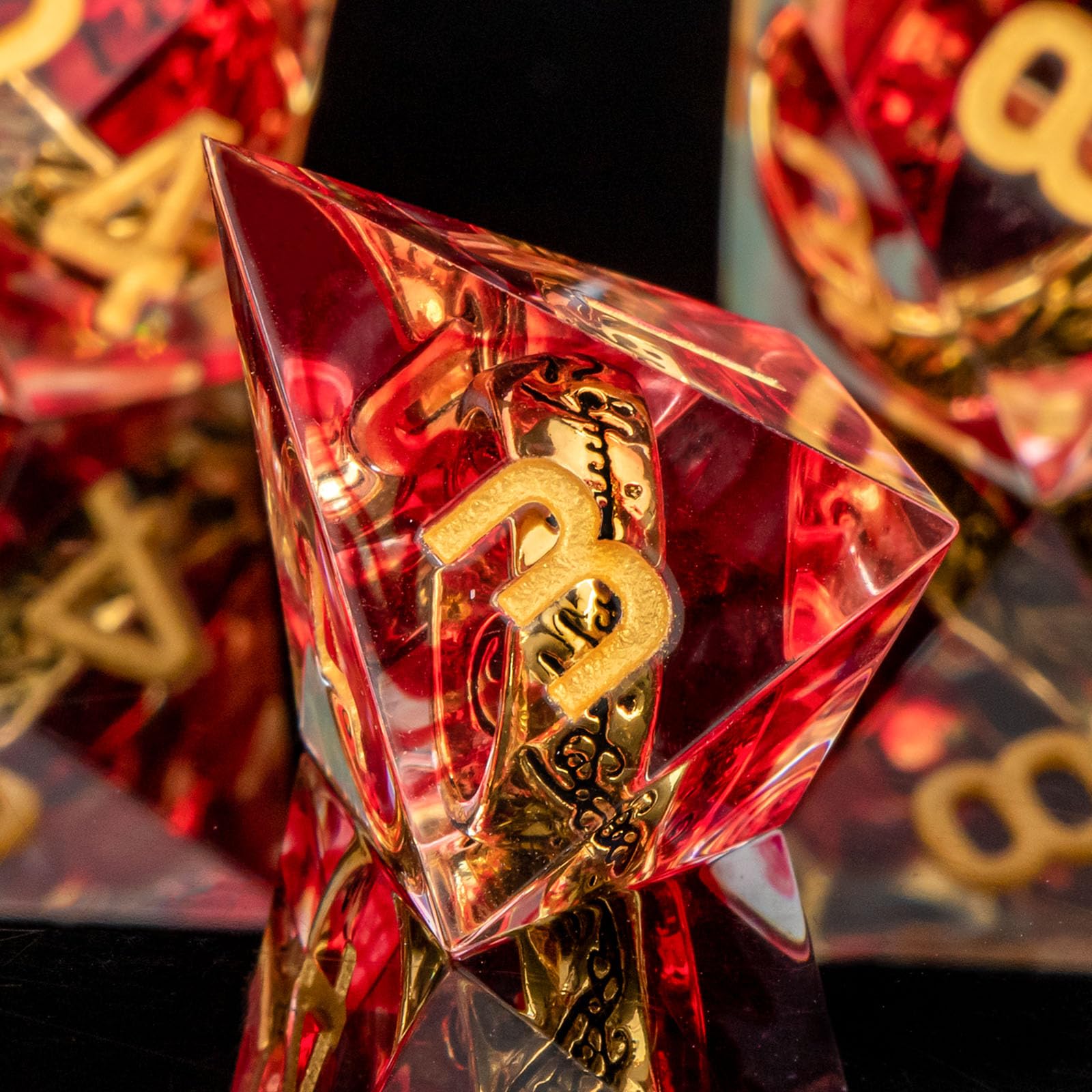 OUKELANWO gift-ready tin packaging makes a great D&D present.