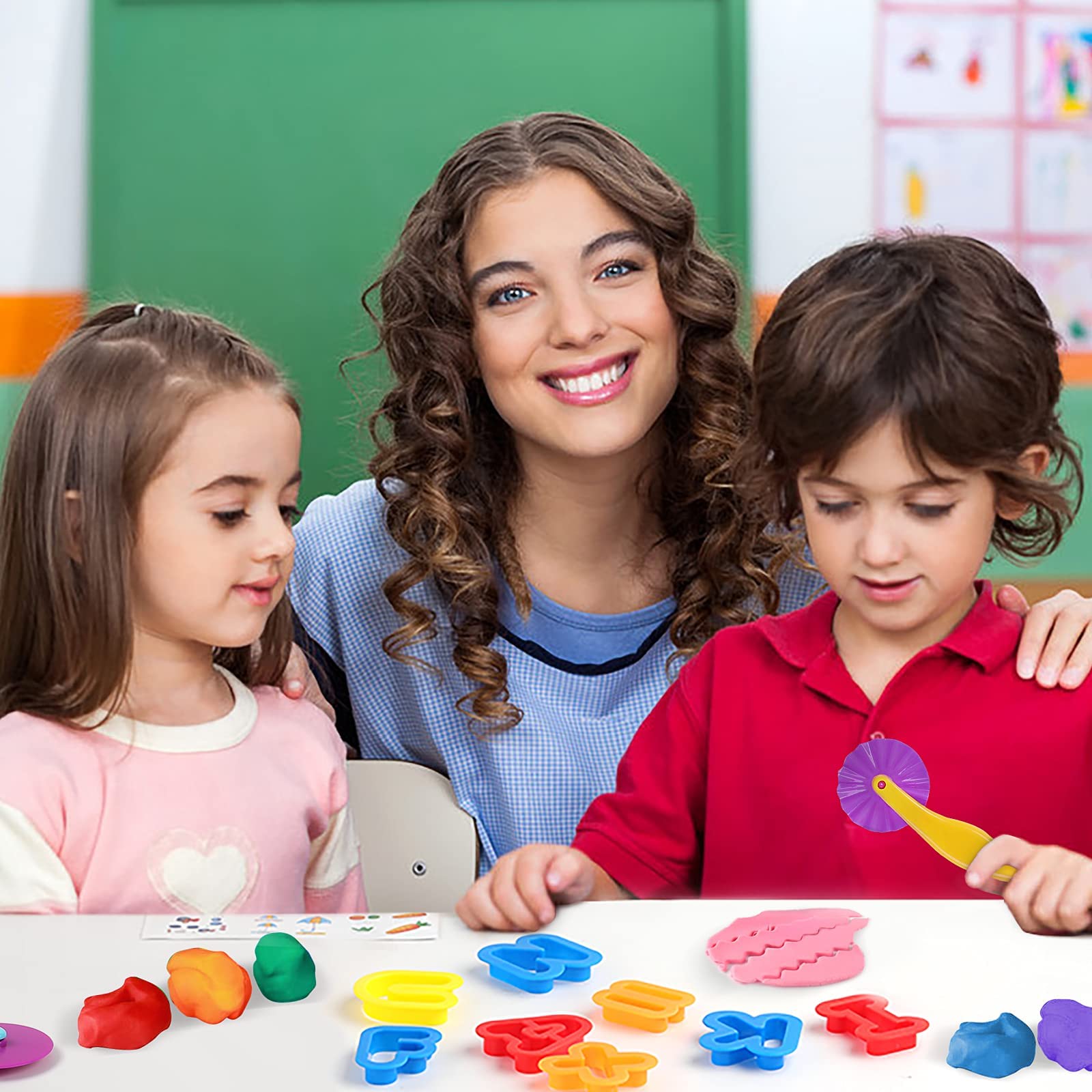 Oun Nana dough rollers support fine motor skills during pretend play.