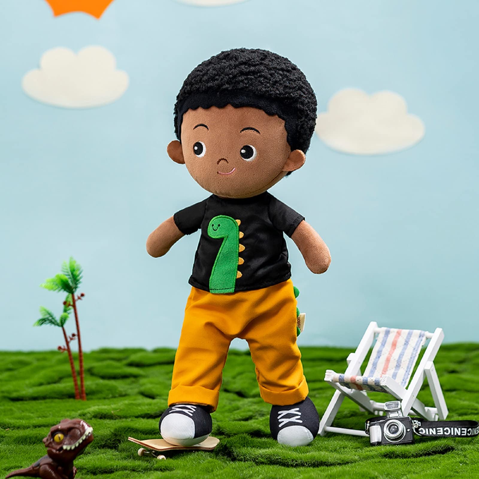 OUOZZZ plush doll is machine-washable for easy cleaning
