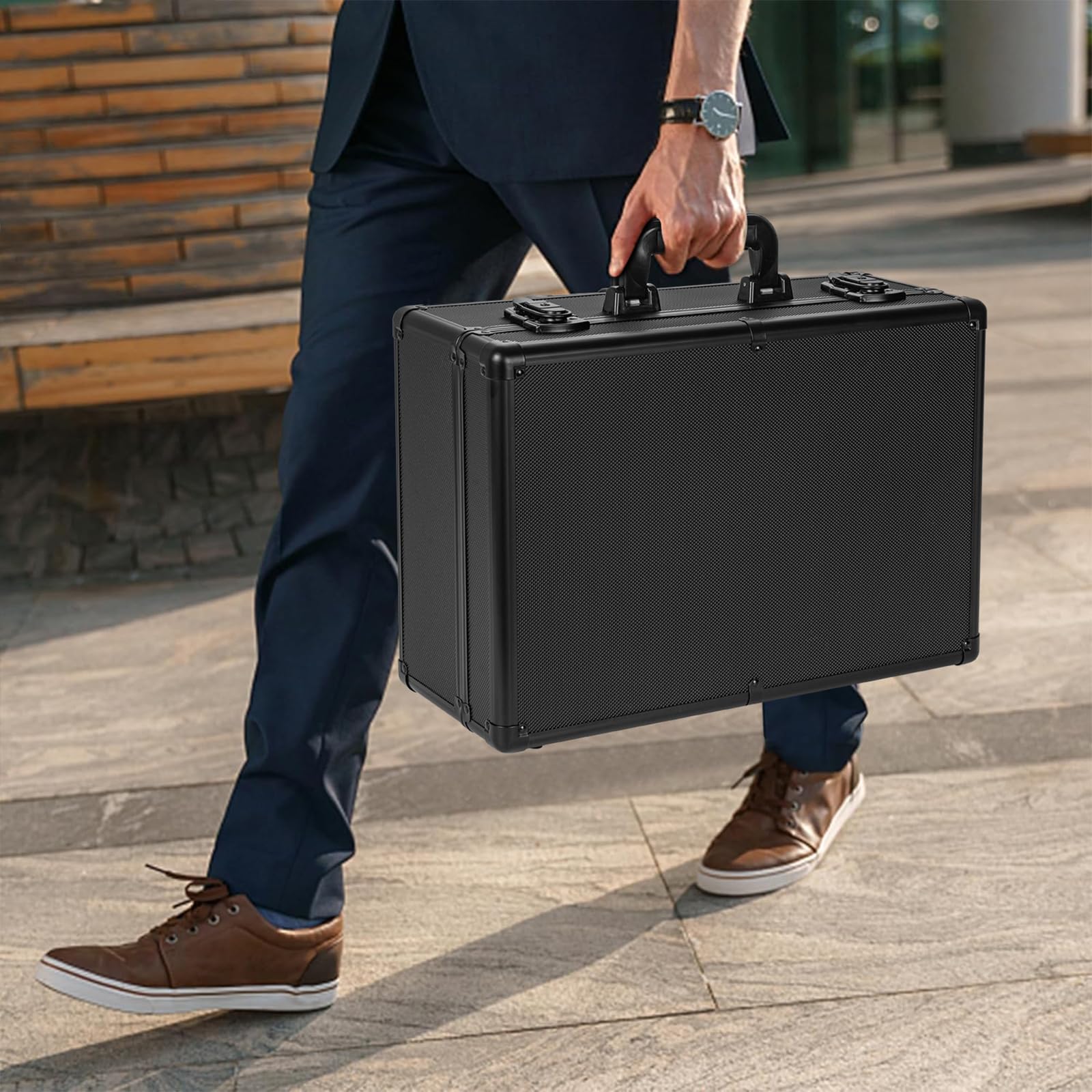 OUUTMEE graded card case offers a black, high-end appearance for display