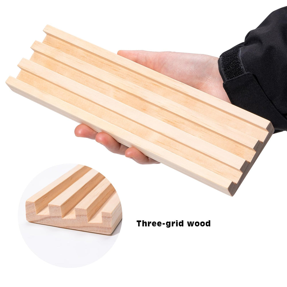 OZFRHO Chickenfoot domino holders enable fast setup and viewing.
