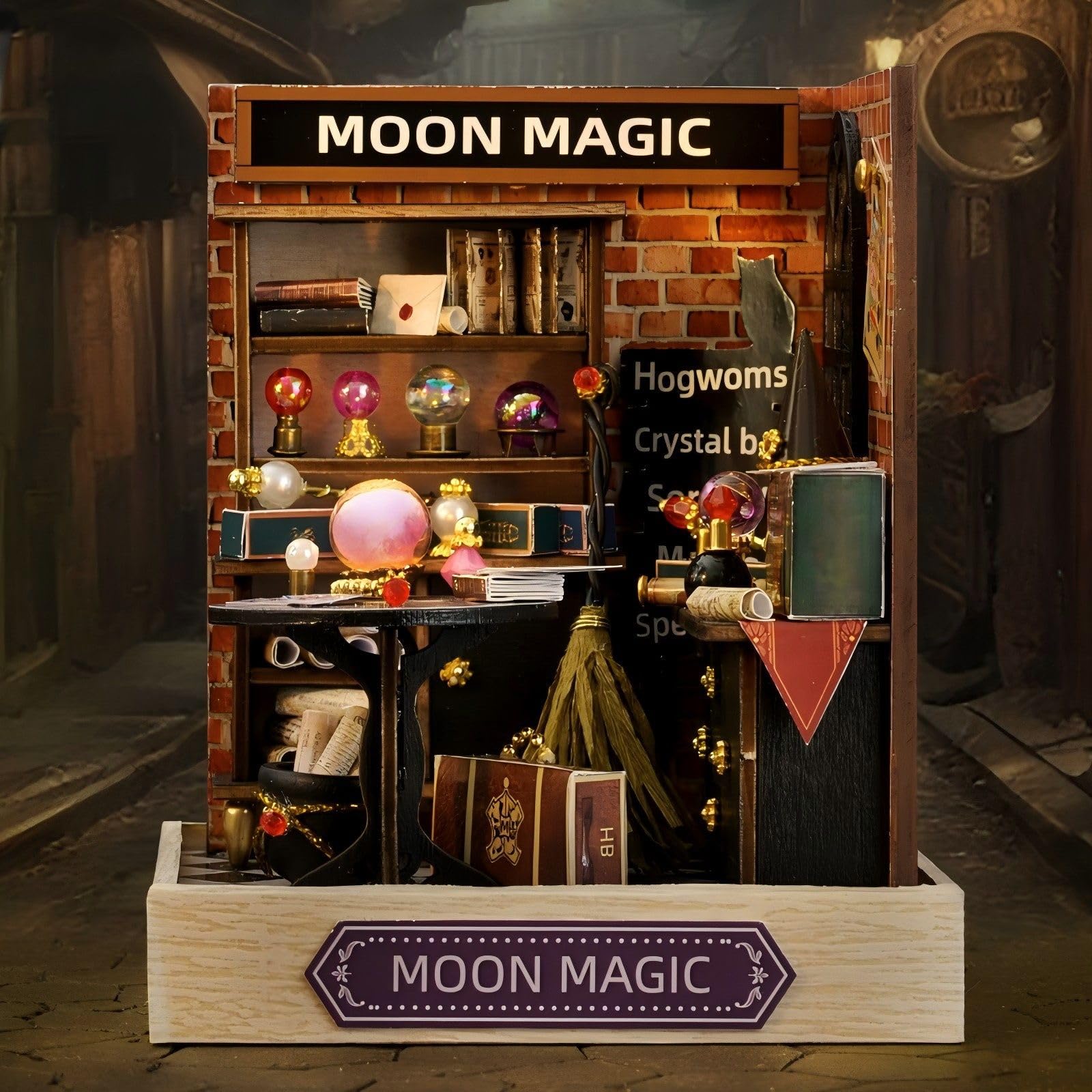 OZJAY Moon Magic dust-proof cover keeps finished piece protected and presentable.