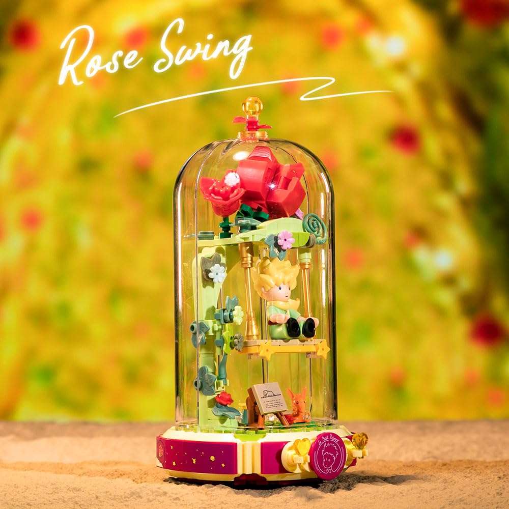 Pantasy Le Petit Prince minifigure highlights iconic character in a collectible scene.