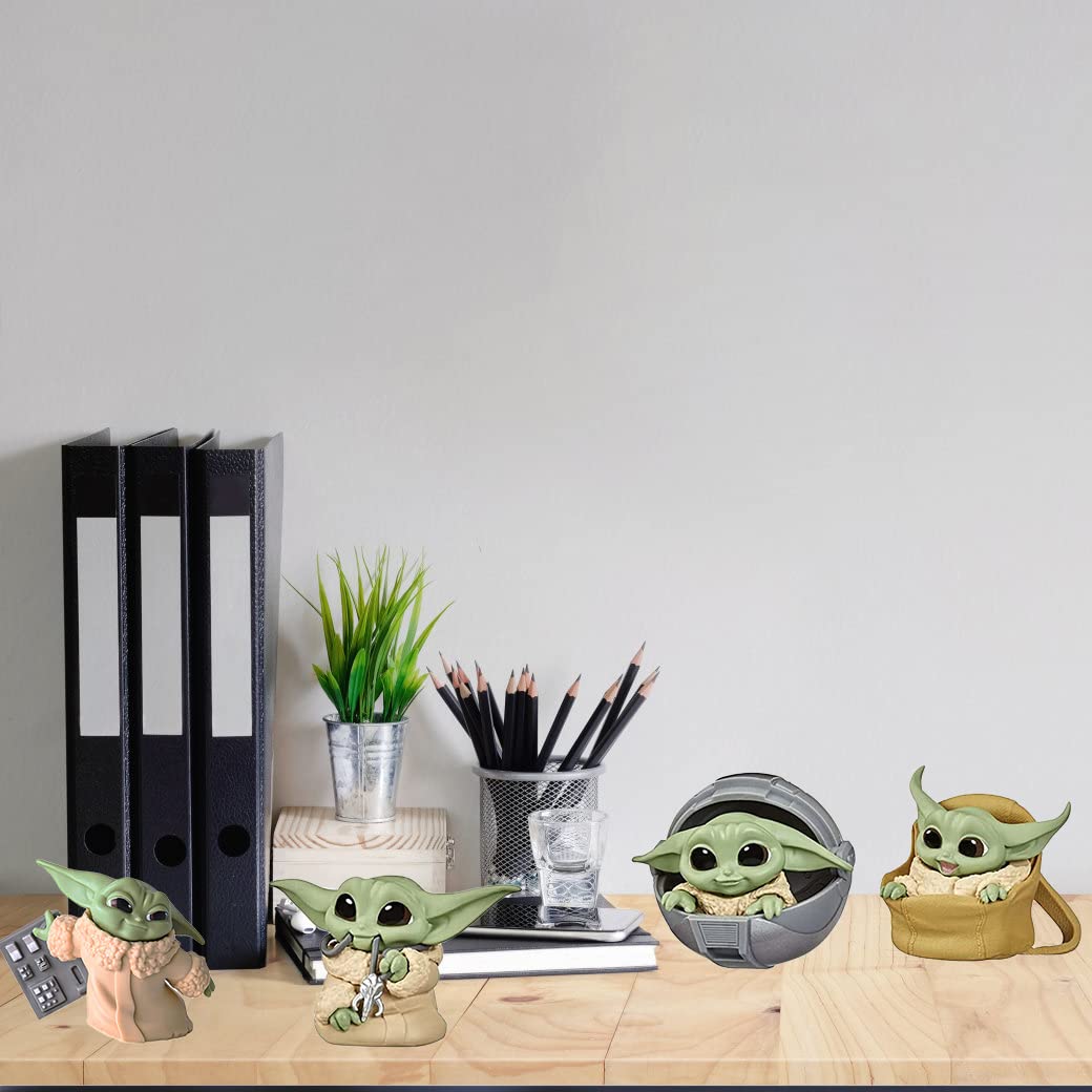 PAZATAO Baby Yoda gift pack makes a thoughtful present for fans.