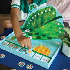 Peaceable Kingdom storage bag keeps components tidy for quick setup.
