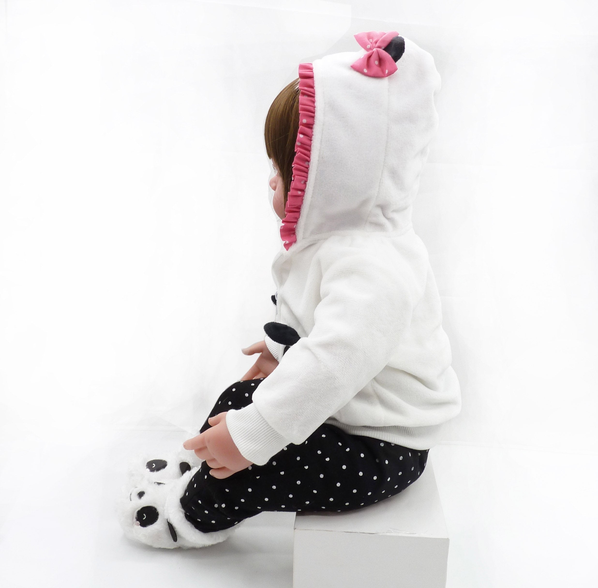 Pedolltree doll clothes durable and washable across seasons.