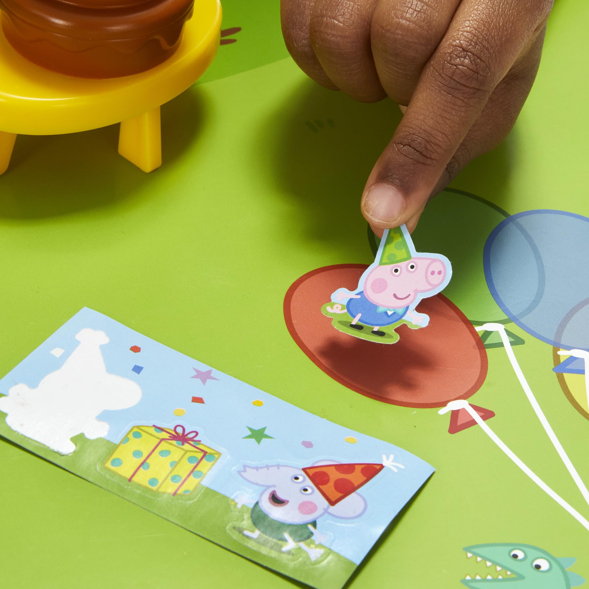 Peppa Pig 3-inch figure for classic role-play moments
