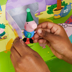 Richard Rabbit 3-inch figure included for dino-themed party scenes