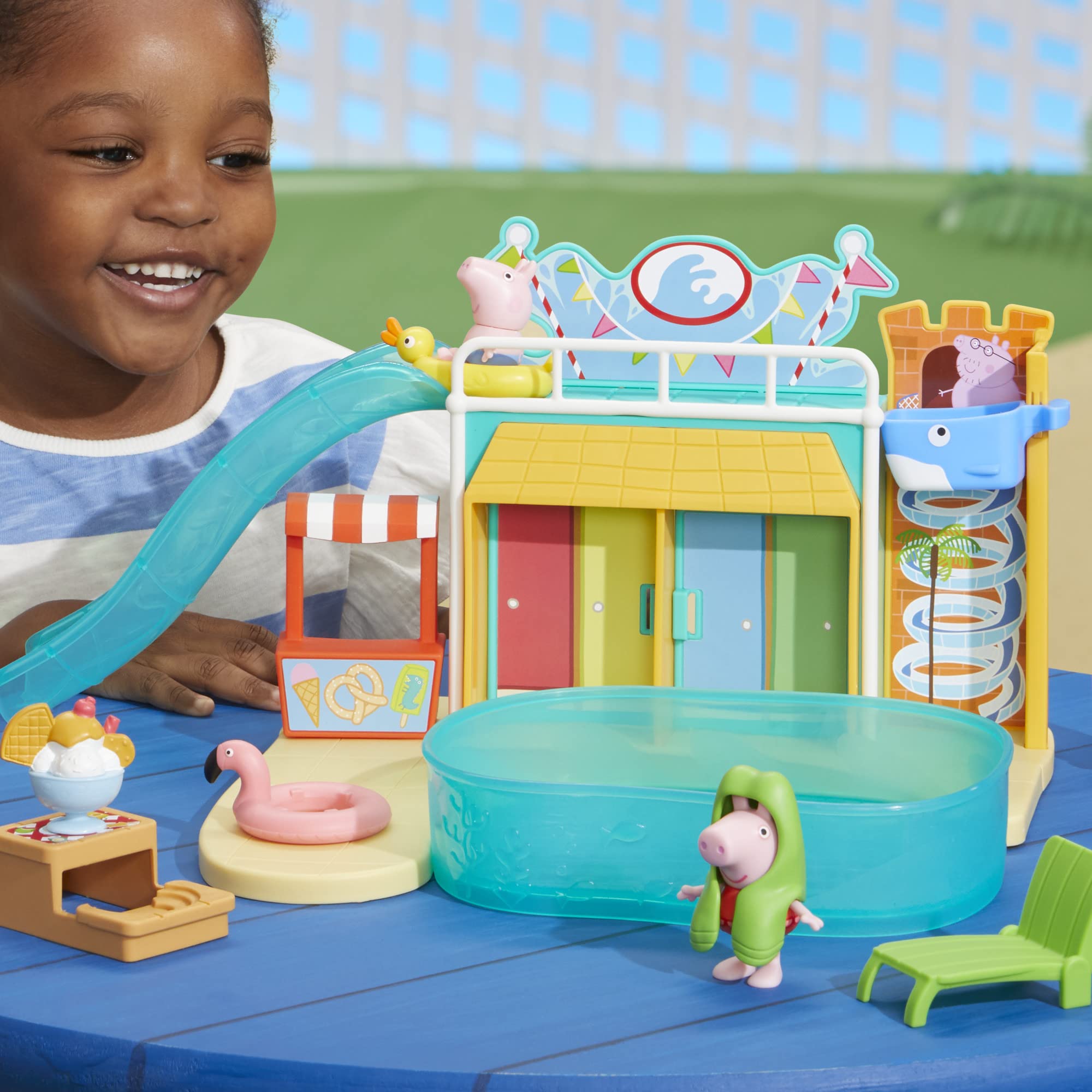 Peppa Pig Waterpark sundae stand adds tasty storytelling opportunities for snack breaks.