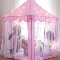 Cozy indoor play with the Perfectto Design princess castle tent in a bedroom