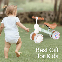 PerKidern lightweight frame makes it easy for parents to carry.