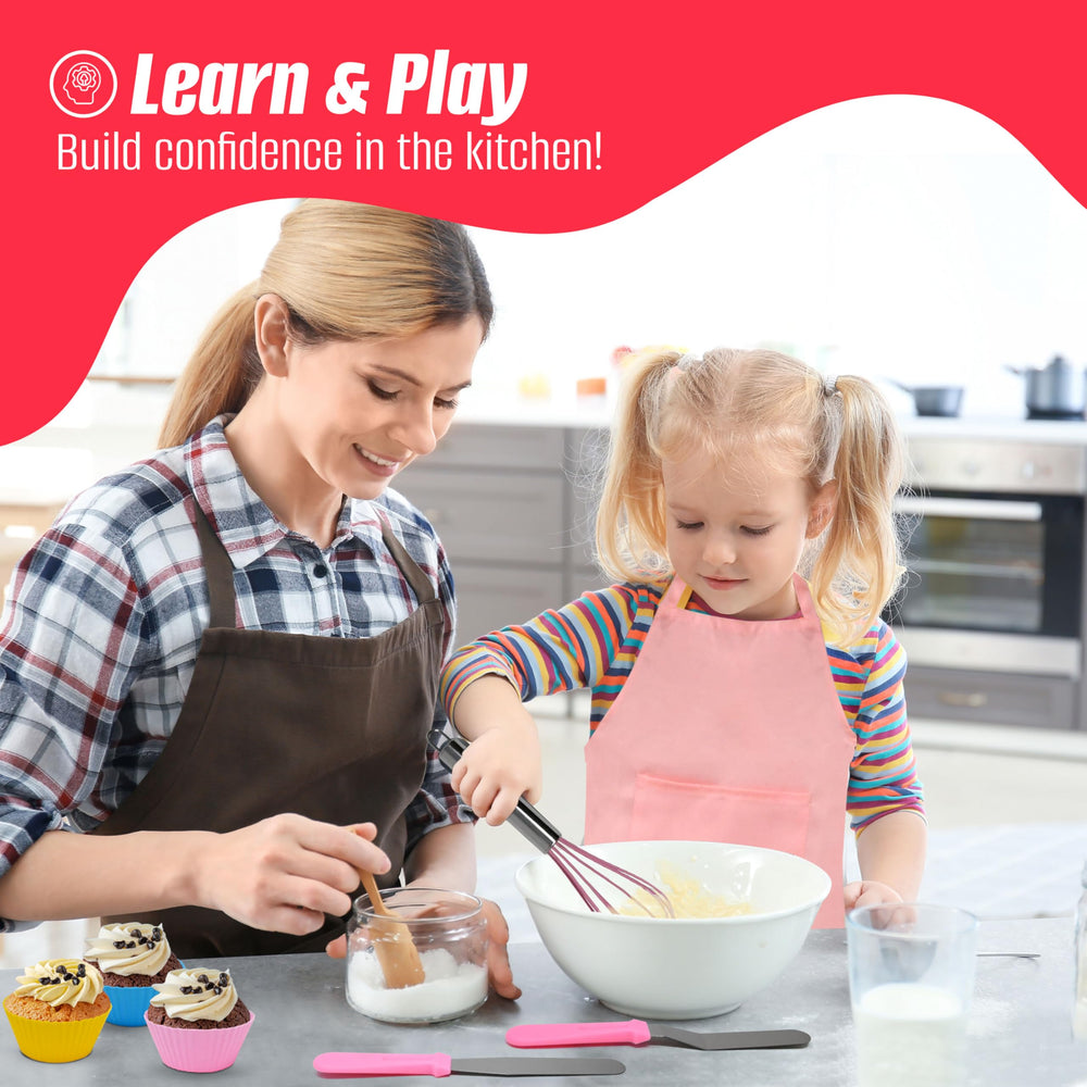 PERLLI decorating pen and nozzles enable creative borders and toppers.