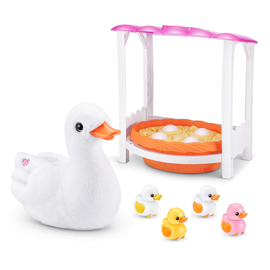 Pets Alive Mommy Duck waddling motion adds lifelike play
