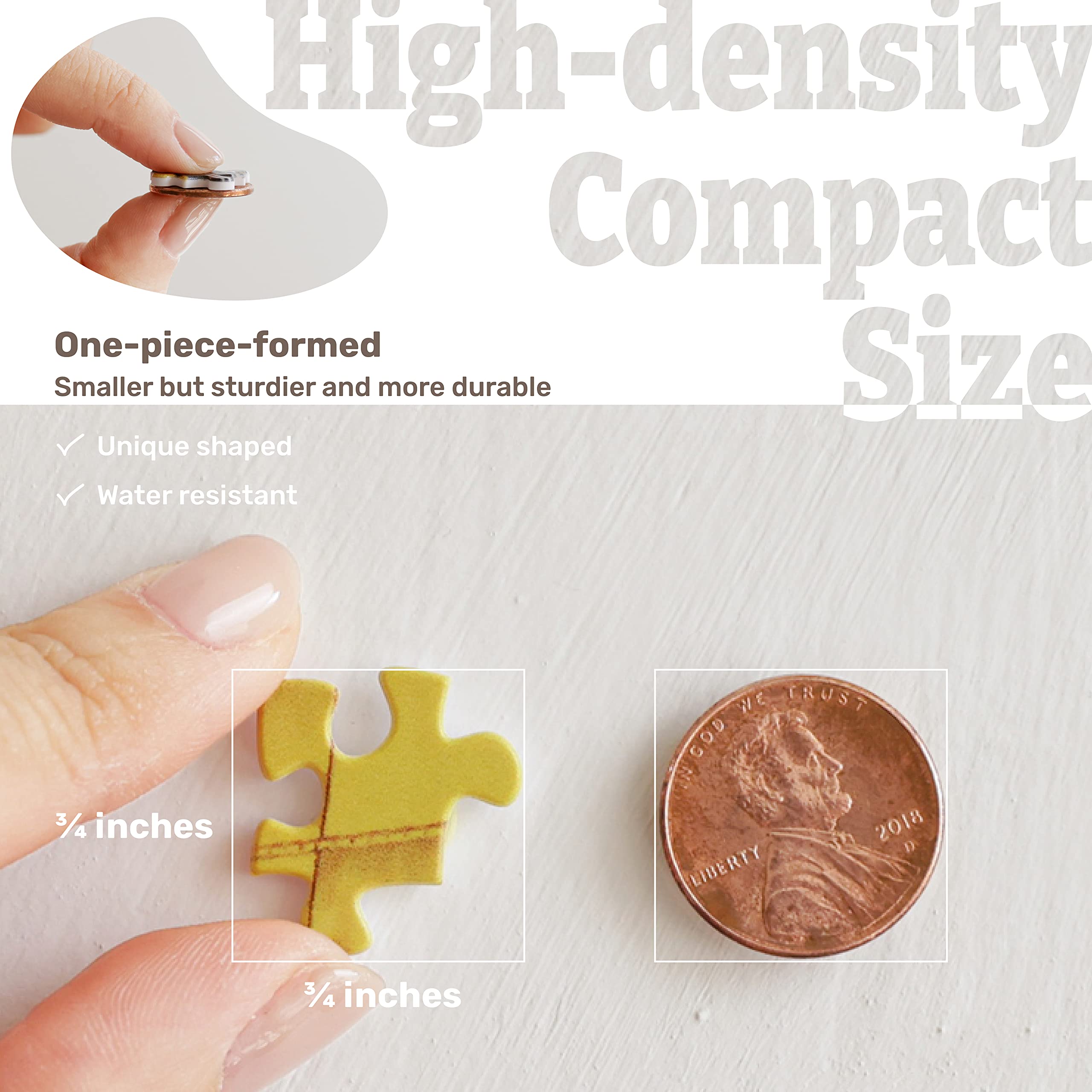 Pintoo puzzle pieces click together with satisfying tactility.