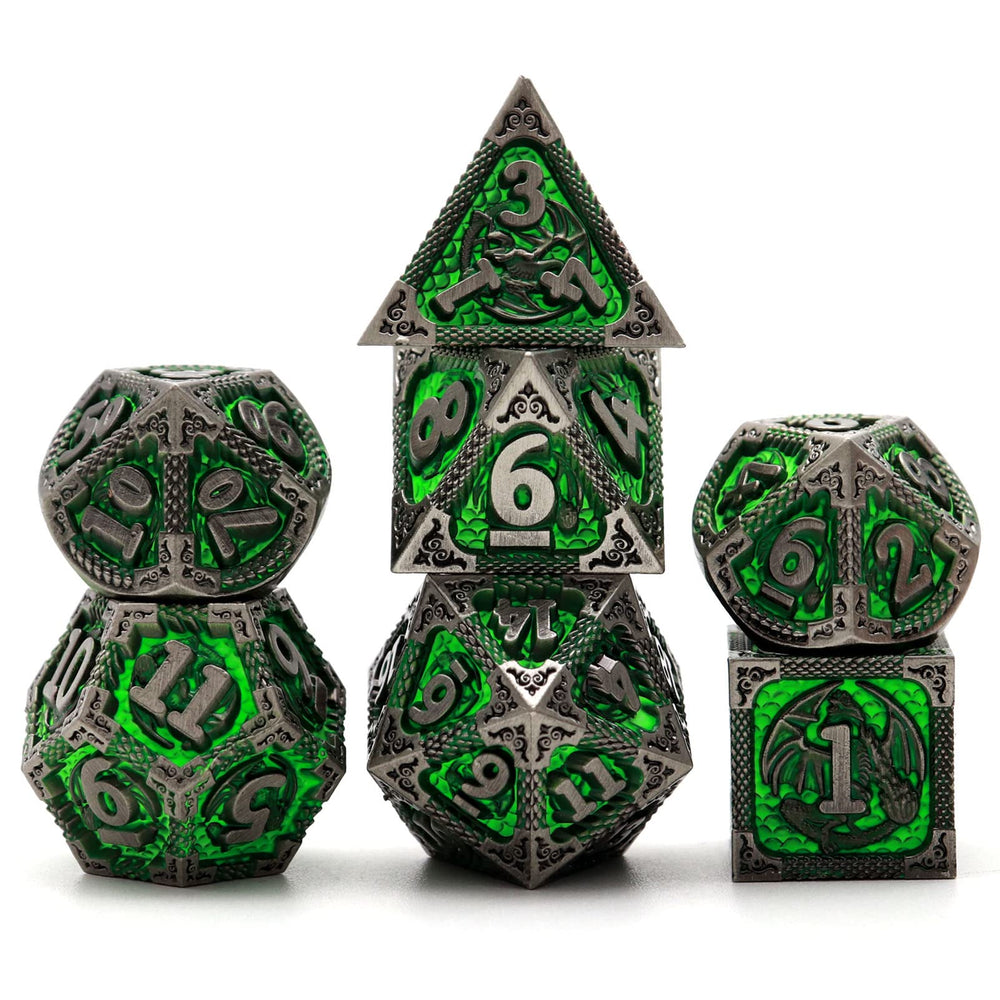 PJOY dragon-dnd-dice-green-case: striking dragon motif enhances immersion and collection display.