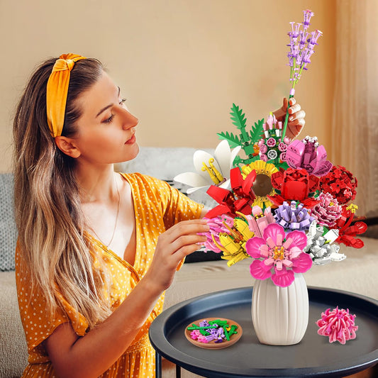 PLAXSOON bouquet-building-set with hibiscus and tulips for creative display
